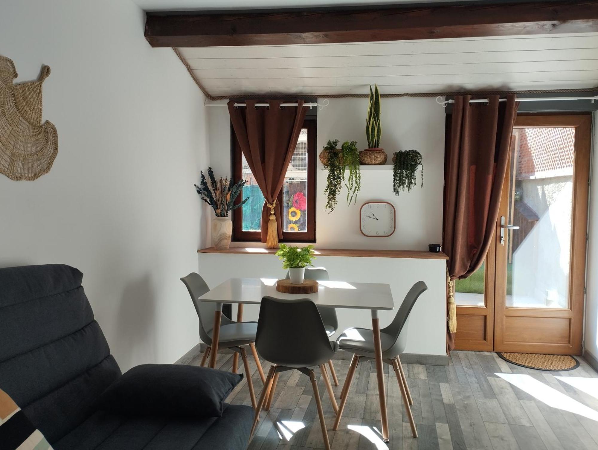 Au Pied Des Remparts 10 Rue Saint Jean Apartment Villefranche-de-Conflent Exterior photo